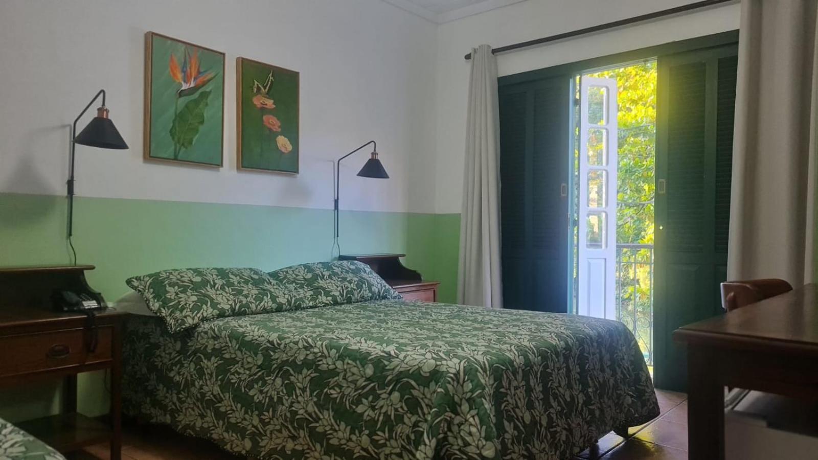 Casa Do Manequinho Hotel E Restaurante Пираи Экстерьер фото